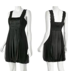 NWOT! DIANE VON  FURSTENBERG Black 100% Silk Lace Mini Bubble Dress Size 4